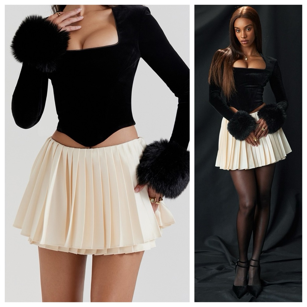 SOLD House of CB Ivory Pleated Satin Mini Skirt Emira size S - Picture 3 of 9